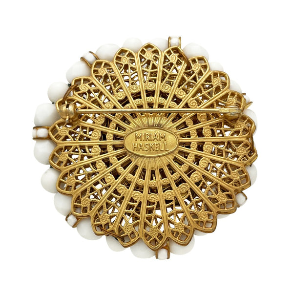 Miriam Haskell White Pâte de Verre Straw Flower Brooch - Somptuaire